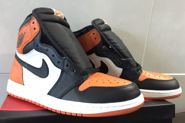 The Air Jordan 1 “Shattered Backboard” Has An OG Detail