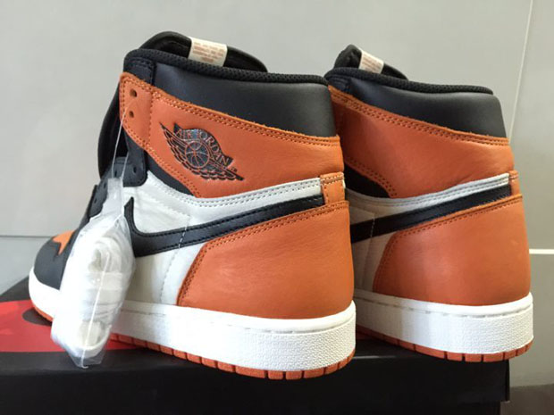 Unlaced Air Jordan 1 Shattered Backboard 04