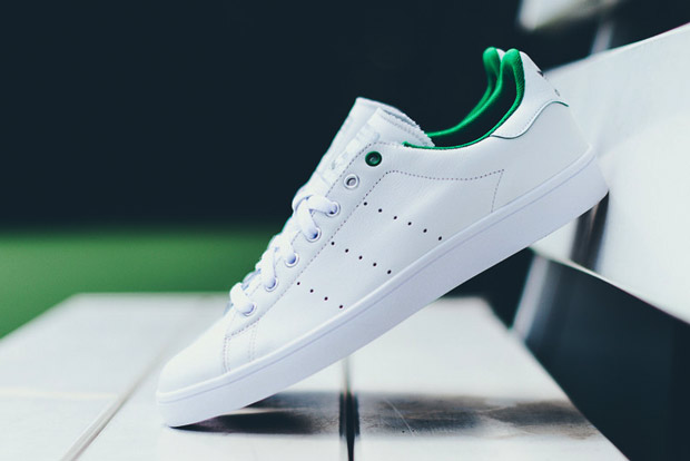 adidas Brings Back "Fairway Green" To The Stan Smith