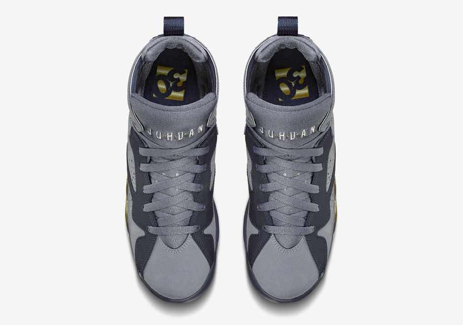 Air Jordan 7retro Blue Dusk Gold 5