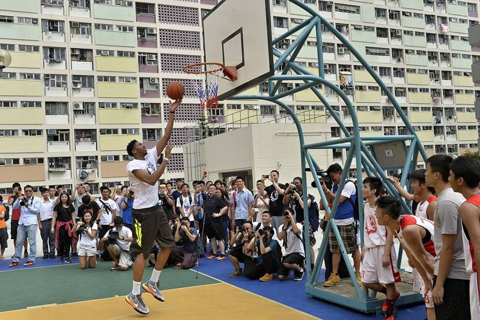 Anthony Davis Tours China For Nike Bball 08