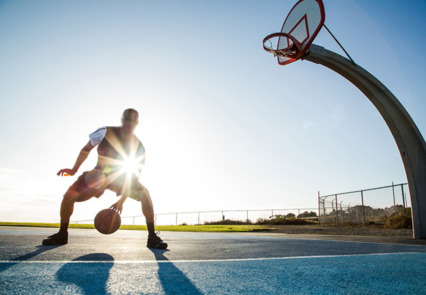 How The Right Basketball Shoe Will Keep You Laser Focused In A Game