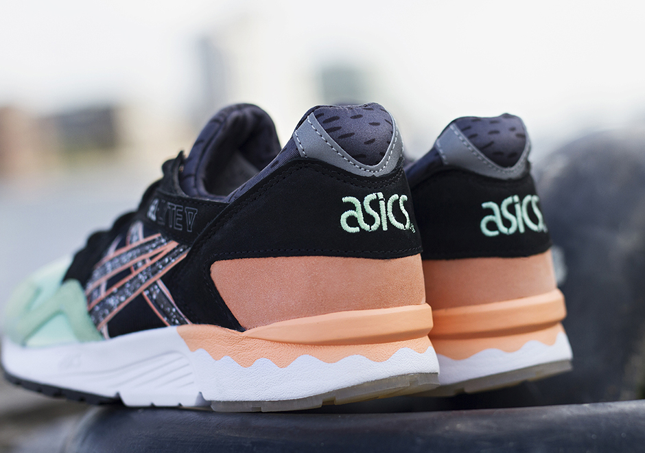 Naked Asics Gel Lyte V 7