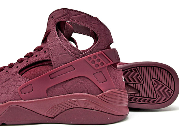 Nike Air Flight Huarache Luxurious 03
