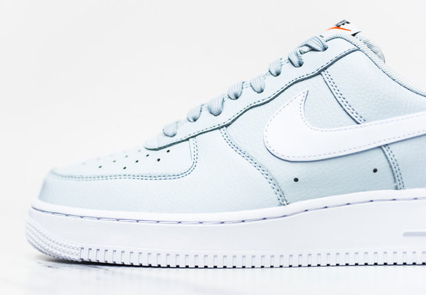 Nike Air Force 1 Low "Pure Platinum"