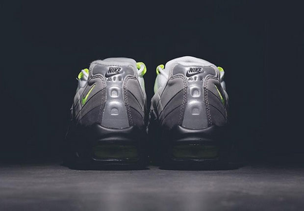 Nike Air Max 95 Og Neon Box 3