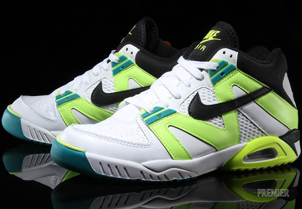 Nike Air Tech Challenge Iii Retro 2015 White Radiant Emerald Volt 3