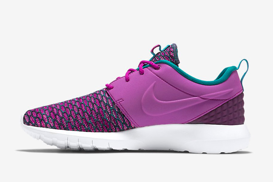 Nike Flyknit Roshe Run Prm Grape Release 03