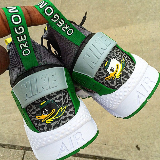 Nike Huarache Oregon Ducks Elephant Print 1