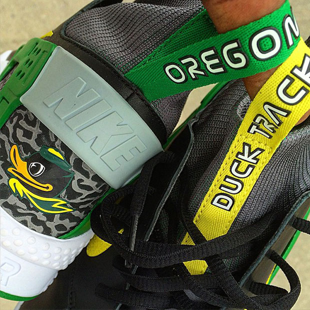 Nike Huarache Oregon Ducks Elephant Print 2