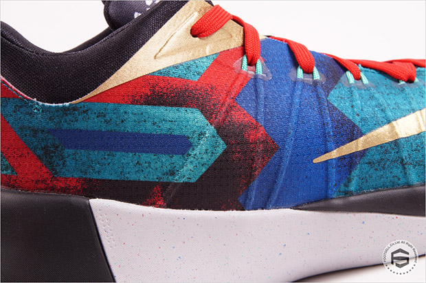Nike Hyperdunk 2015 Low Detailed Look 06