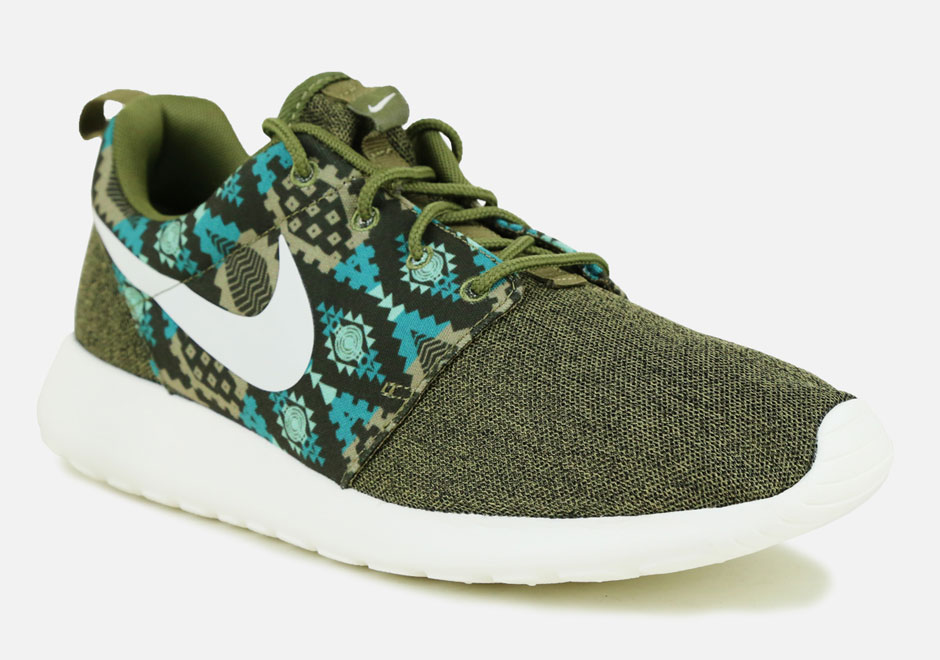 Nike Roshe Run Aztec Olive 2