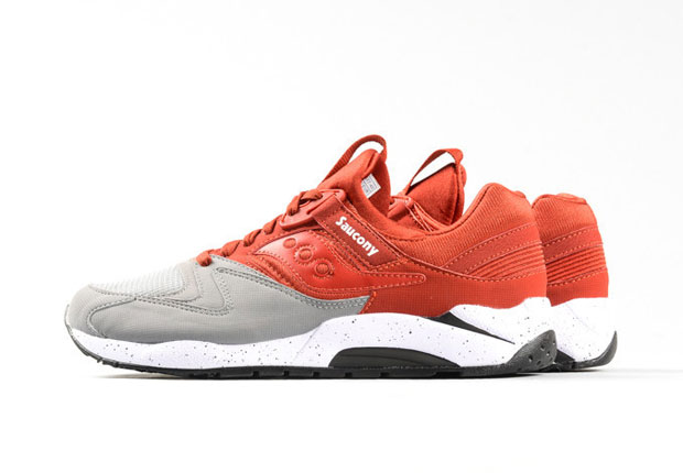 Saucony Grid 9000 Red Grey Split 1