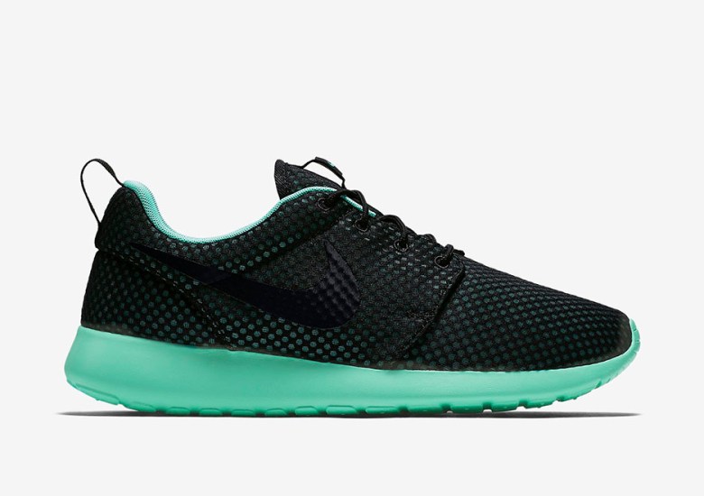 Nike Roshe Run Premium “Green Glow”