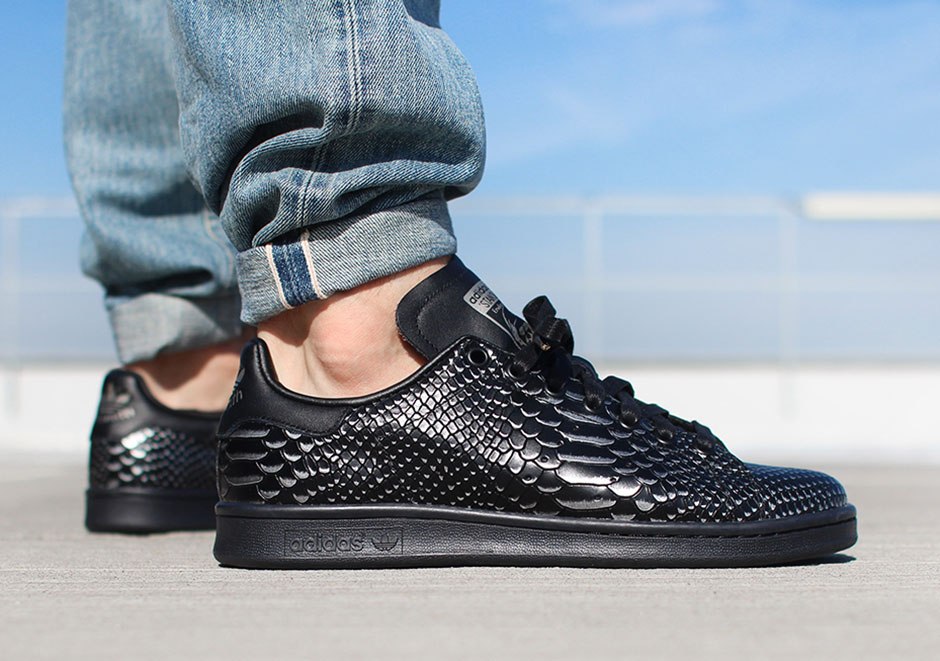 Adidas Stan Smith Black Fishscale 0