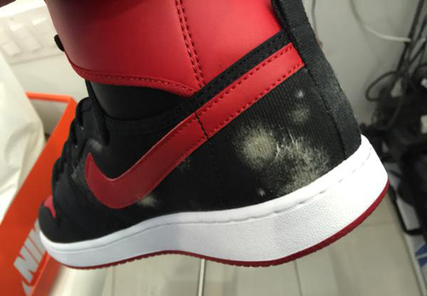 Air Jordan 1 Ko Bred Mold 2