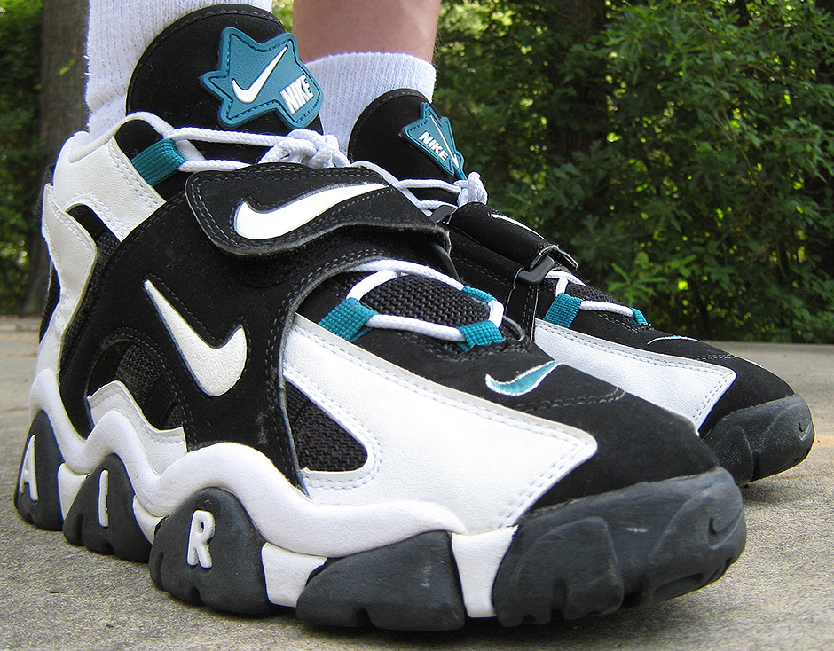 Nike Air Barrage