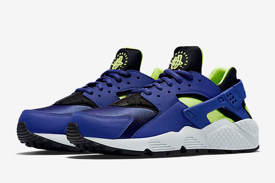 Don’t Call These The “Sprite” Nike Air Huaraches