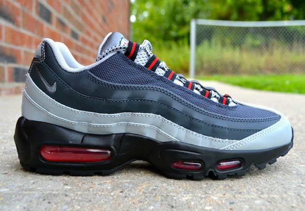 Grey Gradient Uppers On This New Nike Air Max 95 Colorway