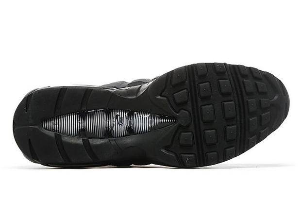 Nike Air Max 95 Stealth Mode 03
