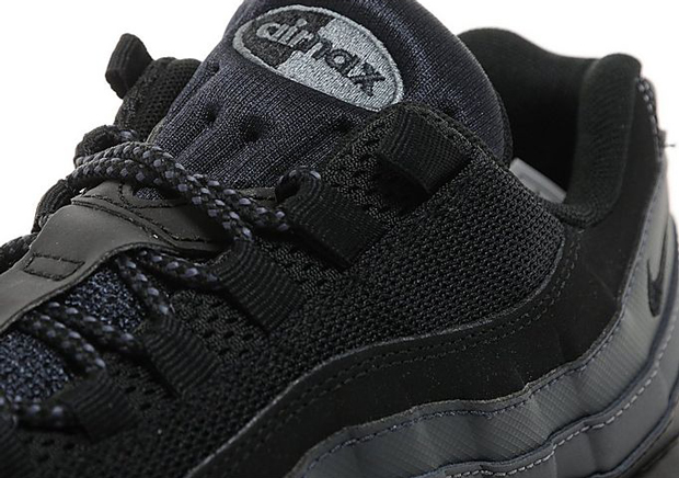 Nike Air Max 95 Stealth Mode 04