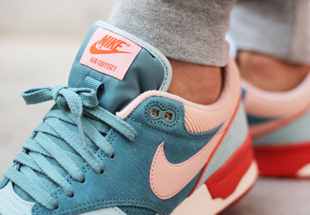 Nike Air Odyssey Green Haze Arctic Orange 01