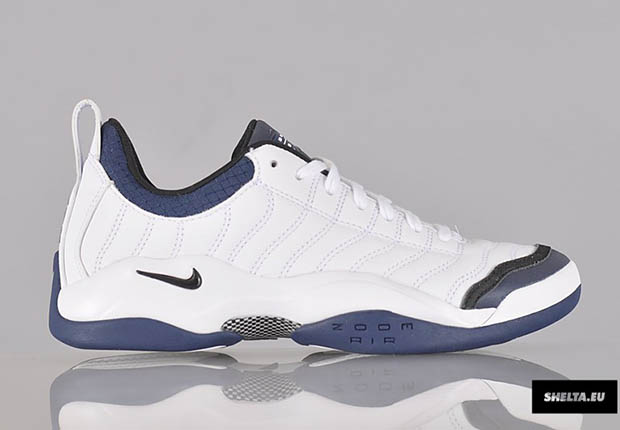 Nike Air Oscillate Quickstrike 1