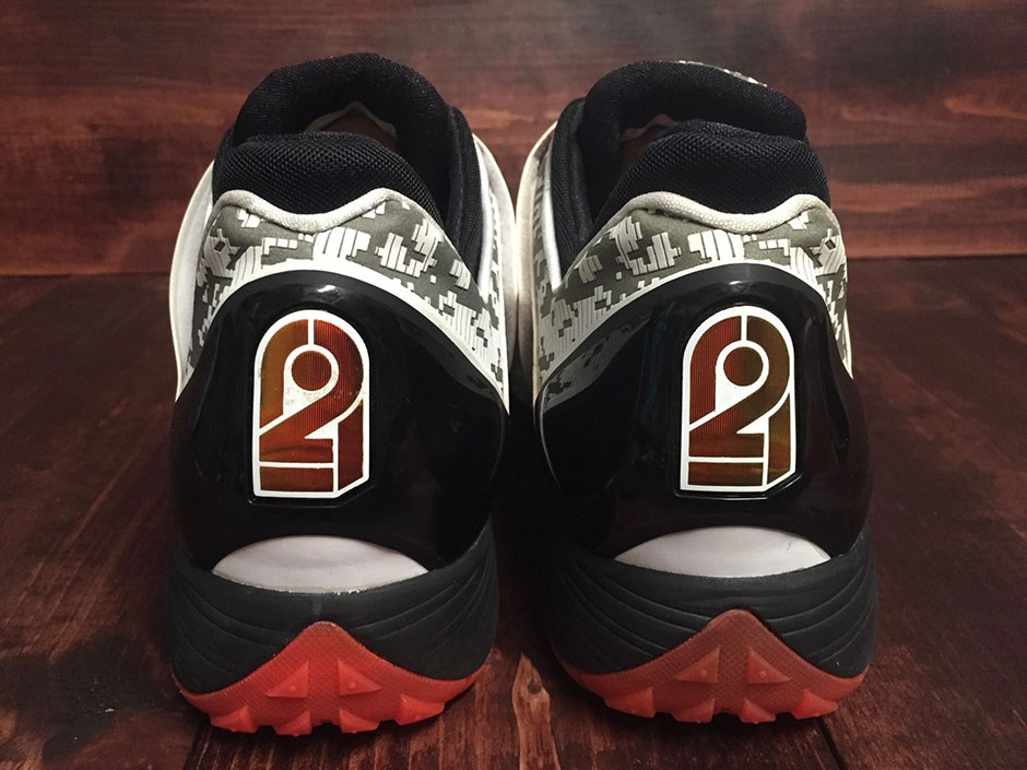 Nike Revis 2 Digi Camo 10