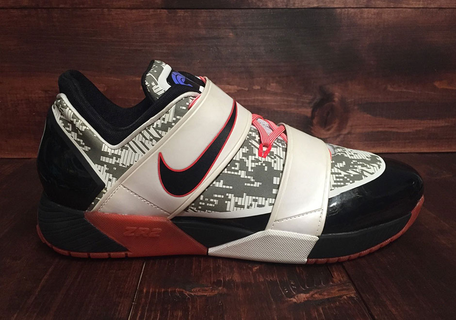 Nike Revis 2 Digi Camo 3