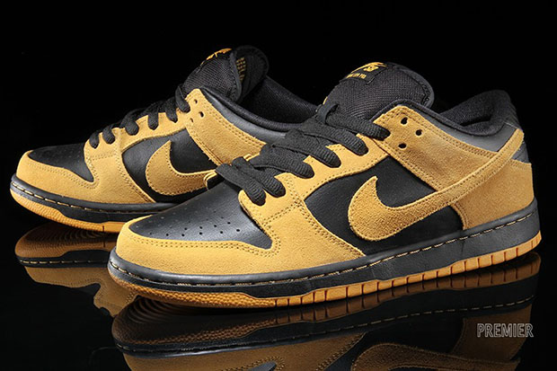 Nike Sb Dunk Low Pro University Gold Black Available 2