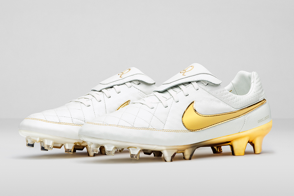 Nike Viral Soccer Video Celebrates 10 Year Anniversary New Tiempo 02