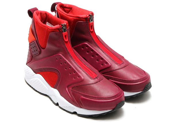 Nike Wmns Air Huarache Run Mid Boot 2