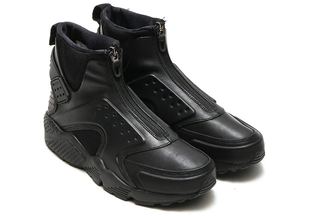 Nike Wmns Air Huarache Run Mid Boot Black