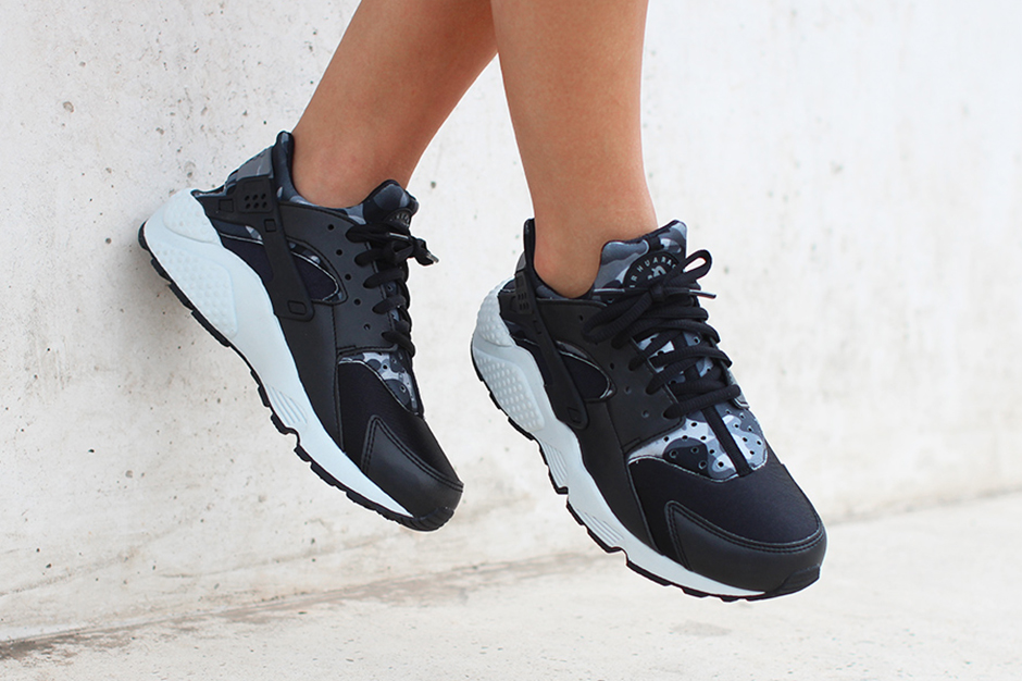 Nike Wmns Huarache Camo Print 02