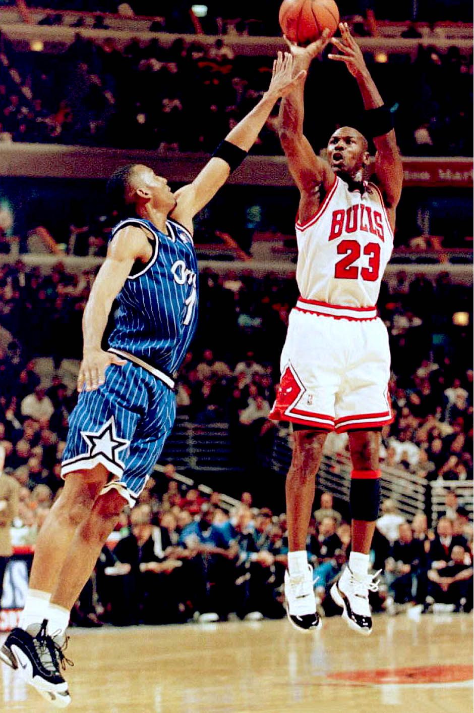 Penny Hardaway Nike Air Penny 1 Orlando Vs Mj