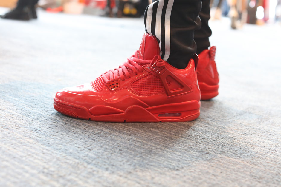 sneaker-con-detroit-august-on-feet-027