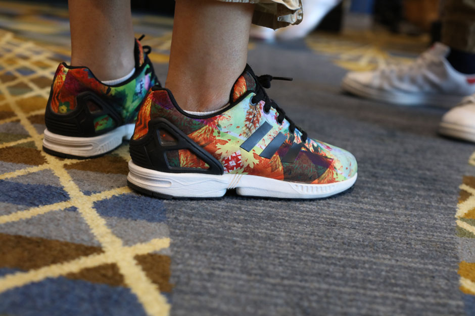 sneaker-con-detroit-august-on-feet-048