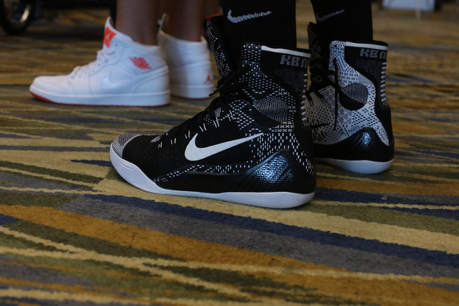 sneaker-con-detroit-august-on-feet-049