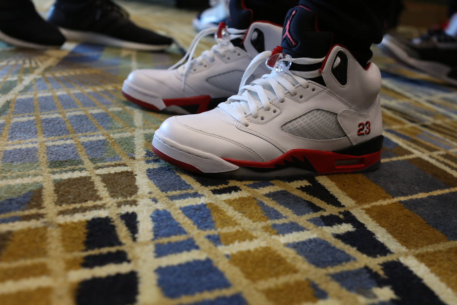 sneaker-con-detroit-august-on-feet-050