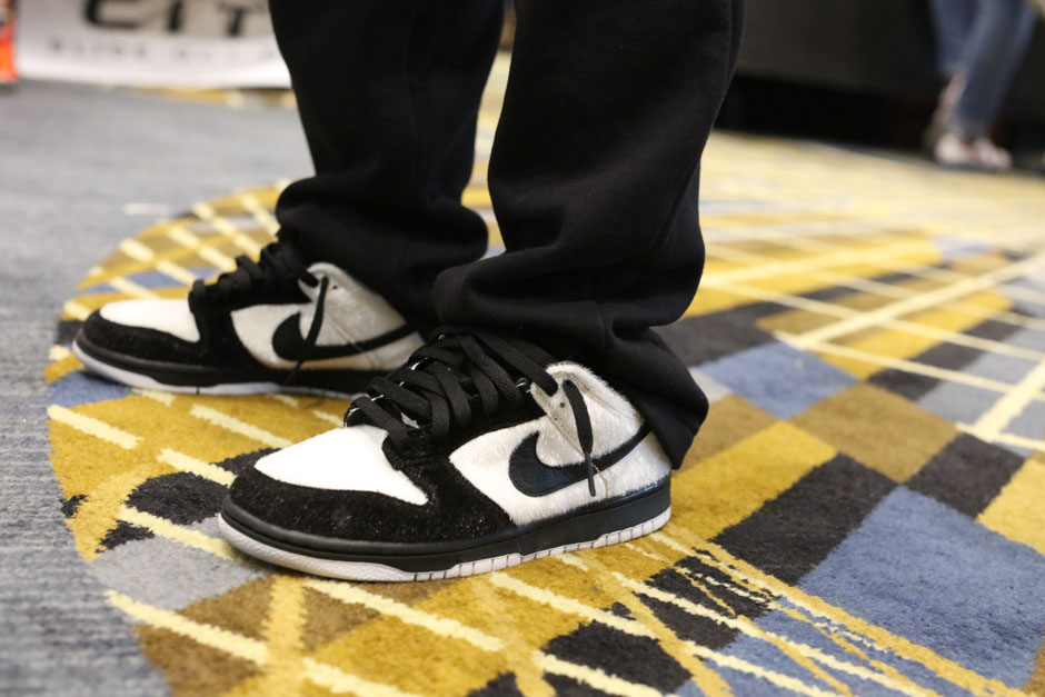 sneaker-con-detroit-august-on-feet-057