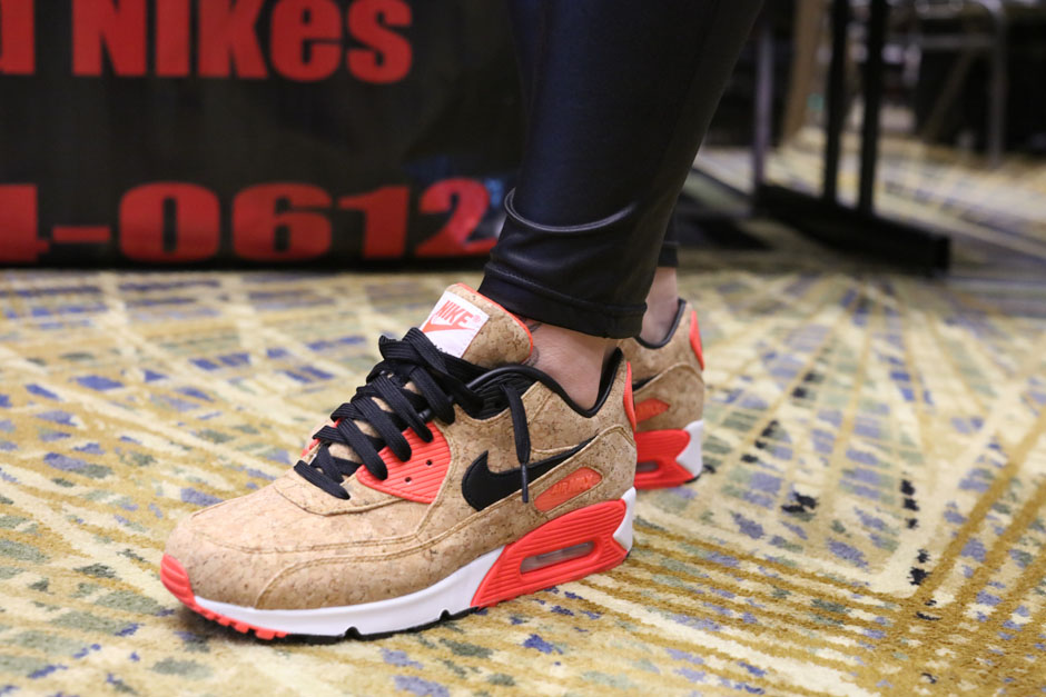 sneaker-con-detroit-august-on-feet-091