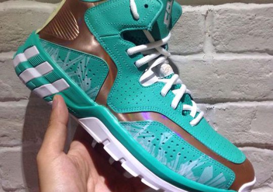 Is Dwight Howard’s adidas “Christmas” Shoe Cancelled?