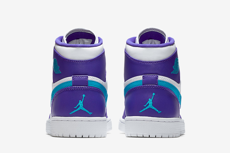 Air Jordan 1 Hornets October Release 05