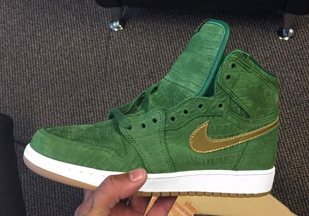 Air Jordan 1 Retro High Og Green Croc 01