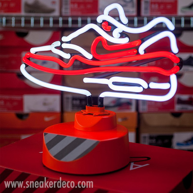 Air Max 1 Neon Lamp 4