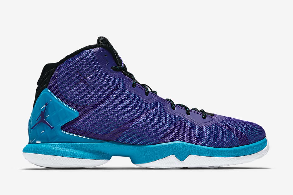 Jordan Super Fly 4 Hornets Feng Shui 02