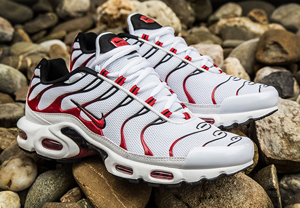 Nike Air Max Plus Kombat 1