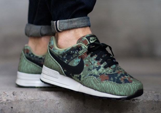 Nike Air Pegasus 89 German Reunification 1