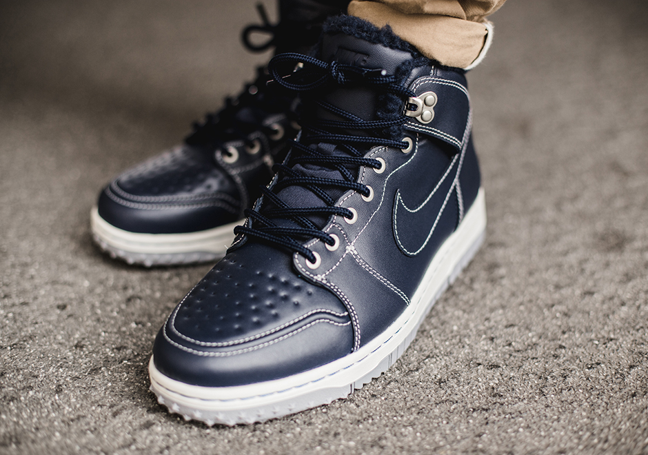 Nike Dunk Cmft Sneakerboot Obsidian 1