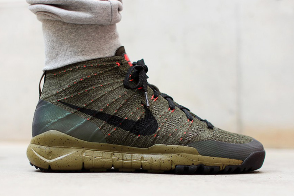 Nike Flyknit Chukka Trainer Fsb Iridescent Sequoia 02